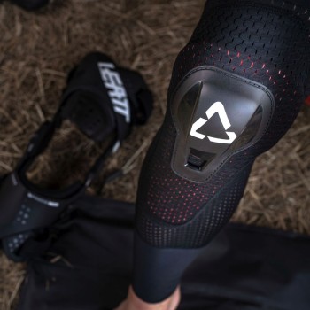 Ortezy Leatt X-Frame Hybrid (2021/2022)