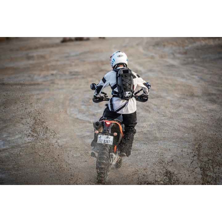 Enduristan Hurricane 15 - wodoodporny plecak motocyklowy